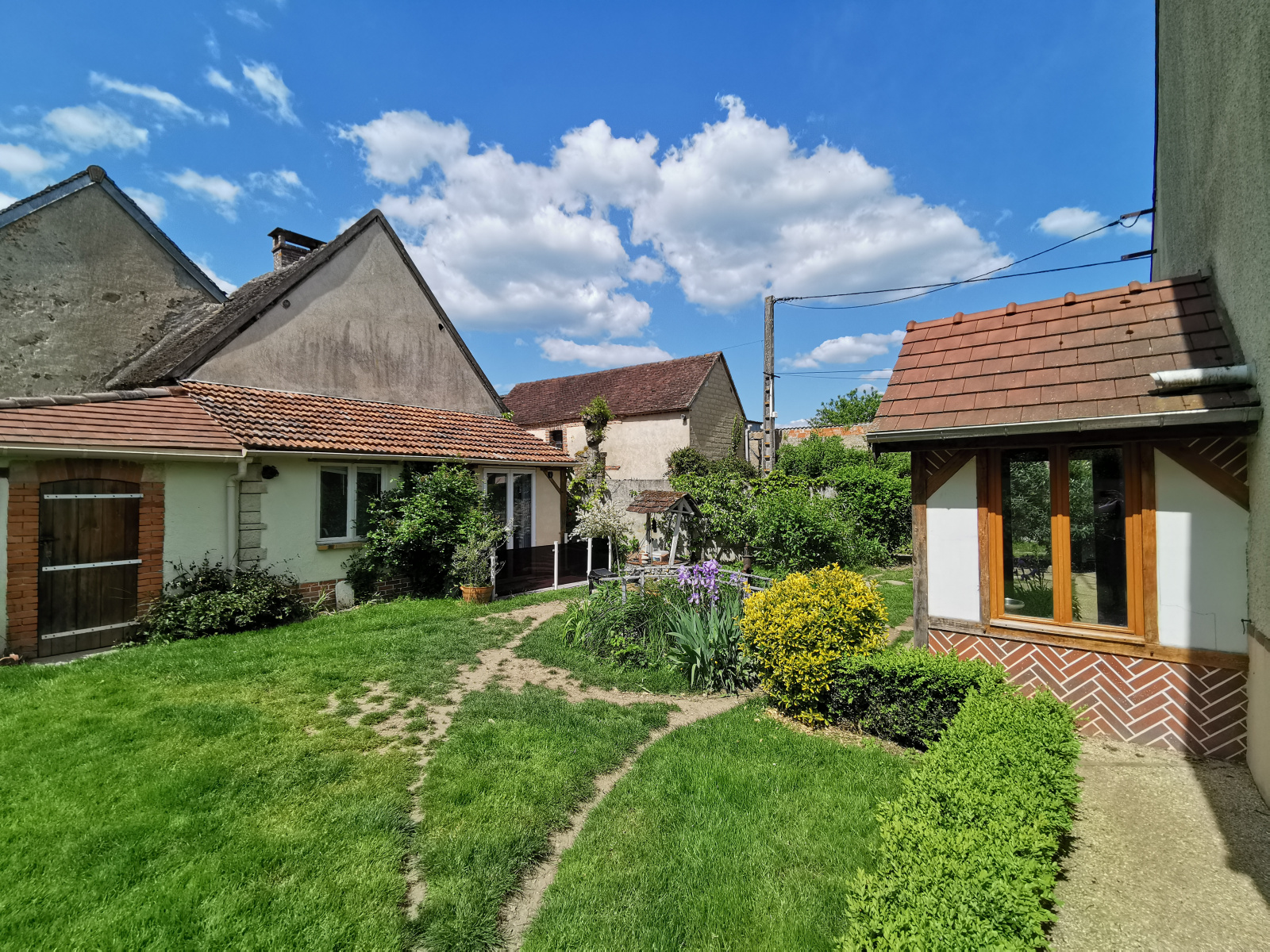 Image_, Maison, La Celle-Saint-Cyr, ref :5728